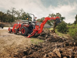 Kioti CK Series 3520 HST Compact Tractor with Loader - CK3520HB