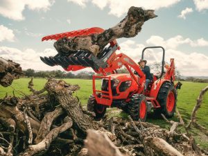 Kioti DK Series DK4220SE HST Tractor with Loader - DK4220SEHB