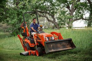 Kioti CS Series CS2520 HST Sub Compact Tractor with Loader - CS2520HB